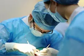 快看看你家宝宝是这样的舌头吗？这件事不少宝妈至今还不知道真相图片