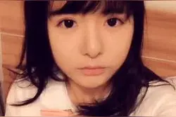 搞笑虫：应该不是男的吧？做我女朋友可好？图片