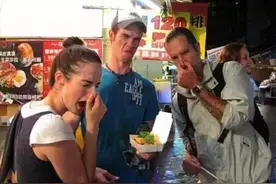 外国人眼中的中华黑暗料理排行榜，凤爪臭豆腐吓哭歪果仁图片