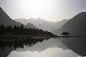 利用倒影，拍出人物风景大片，只需要巧用这几个小技巧图片