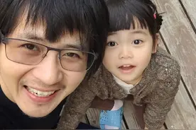 韩寒女儿小野近照，韩寒请允许我叫你一声岳父大人图片