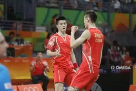封神之战！傅海峰逆转夺金！想当年国羽队F4才是真正的宇宙天团！图片