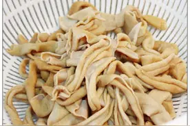脆嫩的鸭肠入口好滋味，配上大米饭三碗都不够啊图片