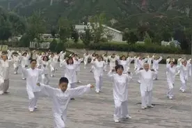 承德县举行太极拳协会换届大会图片