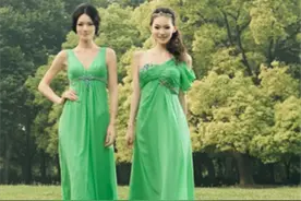 伴娘礼服颜色搭配技巧 挑选到合适的伴娘服颜色图片