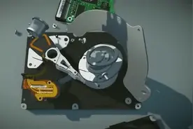 3D演示机械硬盘的内部结构图片