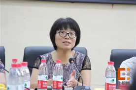 重聚十一校园中 再叙往昔同窗情——郑州十一中66届6班老校友毕业五十年欢聚母校图片