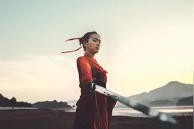 小说：原始人的小孩都是吃什么？ 小说带给你答案图片
