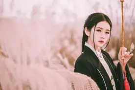 小说：春虫虫回乡遇波折：高价买粮，救“死人”反遭误解。图片