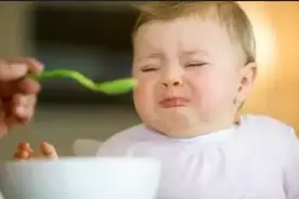 棉花糖孩子多大才能吃？ 吃零食什么孩子不容易卡着！图片