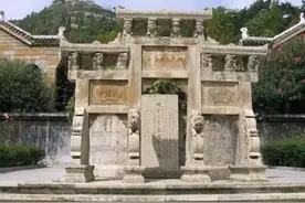 安龙十八先生的喋血情怀图片