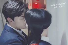 微微一笑很倾城：早知今日，我一定早点对你一见钟情图片