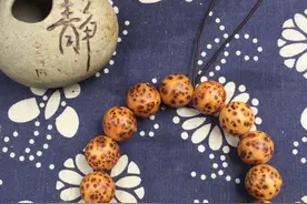 崖柏手串的价值不容小觑！图片