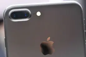 iPhone 7 Plus 出现令人担忧的「电流声」！图片