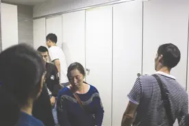 成都地铁公司正摸底 地铁站外有望增设公厕图片