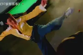 钟丽缇打翻小混混，周星驰给带头大哥拍照视频封面