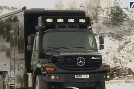 彪悍的奢华越野房车 奔驰Zetros 6X6视频封面