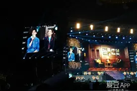 160910 刘亦菲出席杨洋生日会 处女座《三生三世》剧组共聚一堂图片