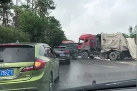 广西从玉林往湛江北海的216省道最近老塞车，好像要升级为国道？