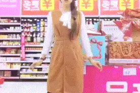爆笑图文：女侠，刚才使的是什么招式！图片