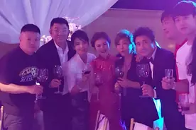 沈腾王琦办婚礼众星前去道喜 网友喊：马丽你怎么不去？图片