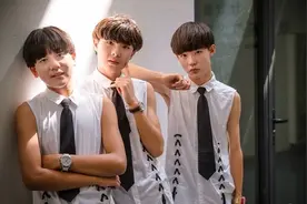 王俊凯生日礼物，TFBOYS组合再也不用担心没有替身了图片