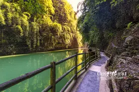 情感的疗伤圣地“阿依河”图片