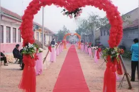 撞见小姑子相亲，小姑子的反应，让我在厨房默默流泪图片