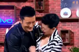 黄晓明爱妻情深自曝有恋发癖 喜欢闻Baby头发的味道视频封面