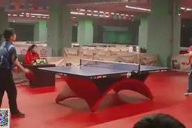 李晓玉VS周笑秋，太原业余乒乓球界40岁以上女子组强强对抗视频封面
