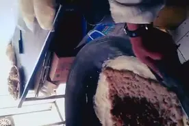 武汉豆皮制作全过程视频封面