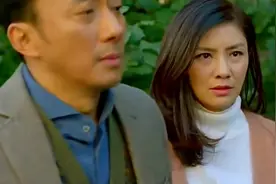 老男人回到家，发现老婆和初中男同学在约会！视频封面