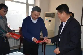 靖宇县县委对66名新任领导干部集体廉政谈话图片