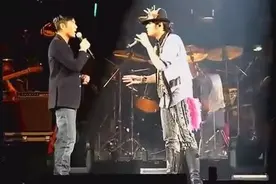 周杰伦郭富城《对你爱不完》现场版尖叫不断视频封面