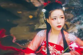 小说：废物女自己内卷还不够，劝说仙子一起卷，仙子成功被她洗脑图片