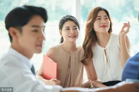 小说：为弥补对妻子六年来的亏欠，他亲自准备，给妻子个盛世婚礼图片