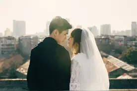 小说：明明彼此相爱，却又互相伤害着，这难道就是所谓的相爱不易图片