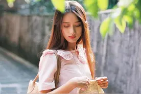 小说：男神三哥是妹妹奴，来给女子送温暖，让全校女生羡慕嫉妒恨图片