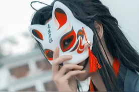 小说：复苏的石像其实是自我封印的石像鬼图片