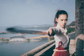 小说：《我有一剑可斩情》比很多书都好看，我的梦中情书。图片