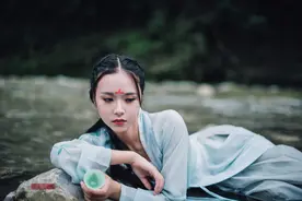 小说：鸿钧有造化玉牒，咱也有一块图片