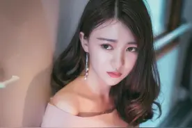 小说：陌生男人搭讪妻子，丈夫不敢吭声，人走后转身暴打妻子图片