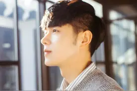 小说：他是一个细心的男人，挺有绅士风度图片