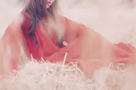 故事：凌霄相信我命由我不由天，天若组我逆天而行，强大自己图片