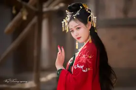 小说：只见那少年身法诡异，竟能悬浮半空图片
