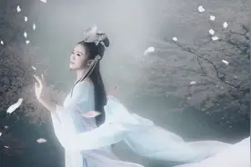 小说：少年从小智力超群，没想到因此被人当做妖怪，人人喊打图片