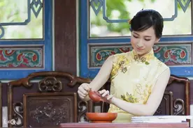 小说：她十月怀胎生下孩子，可孩子从小被偷抱走，找到时很怨恨她图片