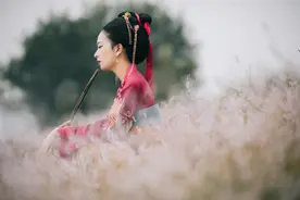 小说：18年前，神秘人拜访云家，从此云家多了一位小少爷图片