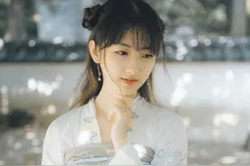 小说：前世被渣男害死，重生醒来，她才知道帅气王爷才是真爱图片