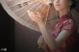 小说：身为国家保护动物，它在动物园团宠，出了动物园，狐仙揍它图片